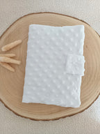 Protège carnet de santé minky blanc - personnalisable -
