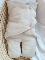 Combinaison / Nid d’ange en gaze de coton beige et polaire blanc 0/3 mois - personnalisable -