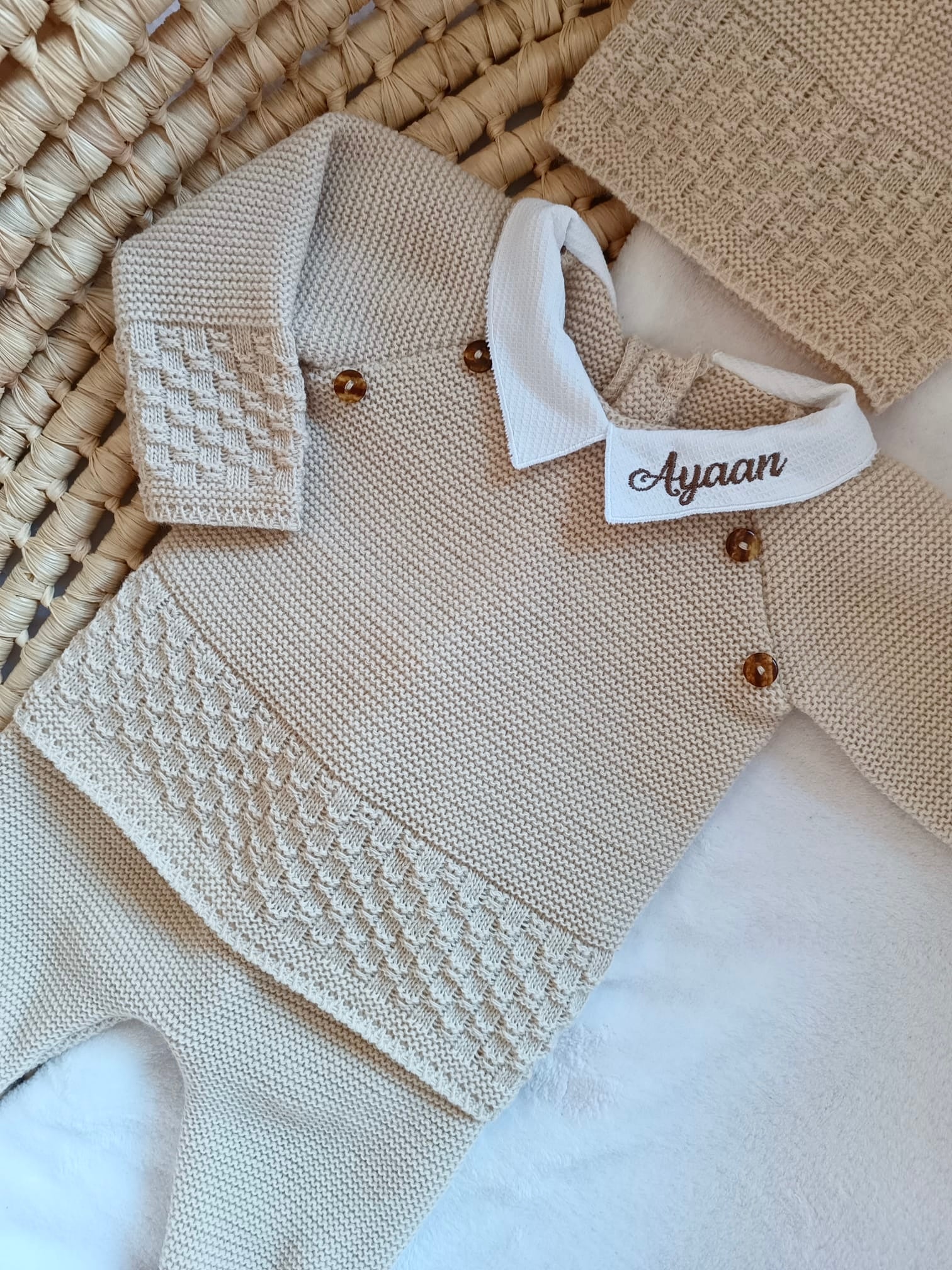 Ensemble complet naissance beige 0/3 mois avec boutons bois