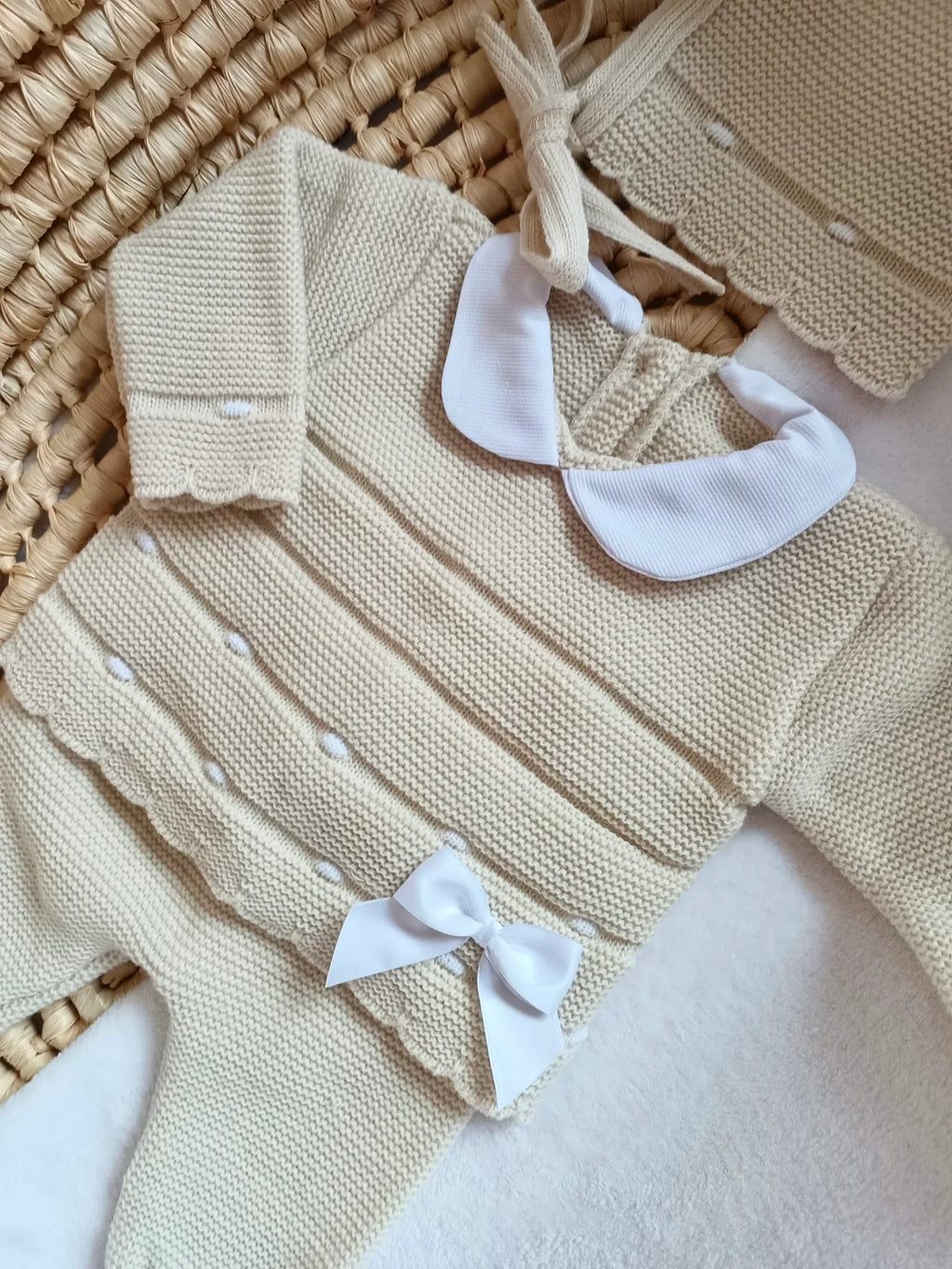 Ensemble naissance en maille personnalisé - Grâce