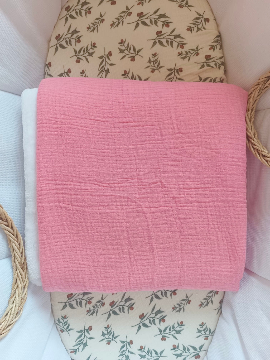 Couverture en gaze de coton et polaire rose foncé - personnalisable -