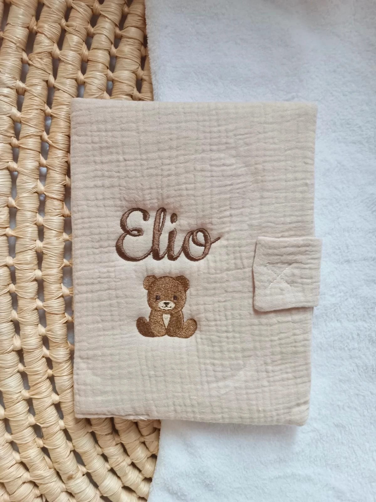 Protège carnet de santé en gaze de coton beige - personnalisable -