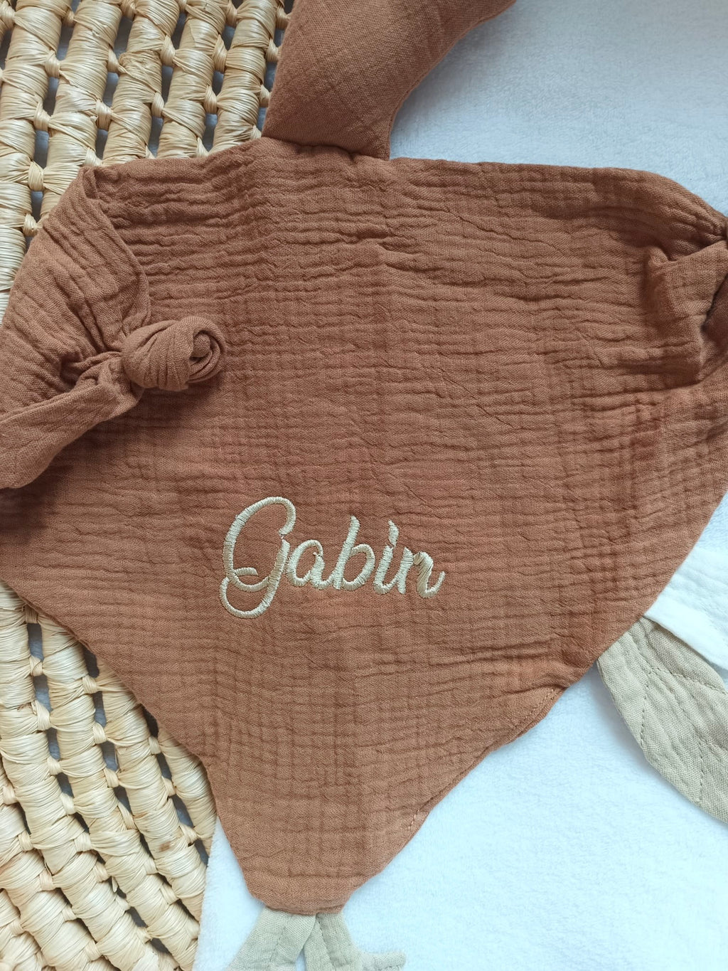 Doudou oie en gaze de coton marron