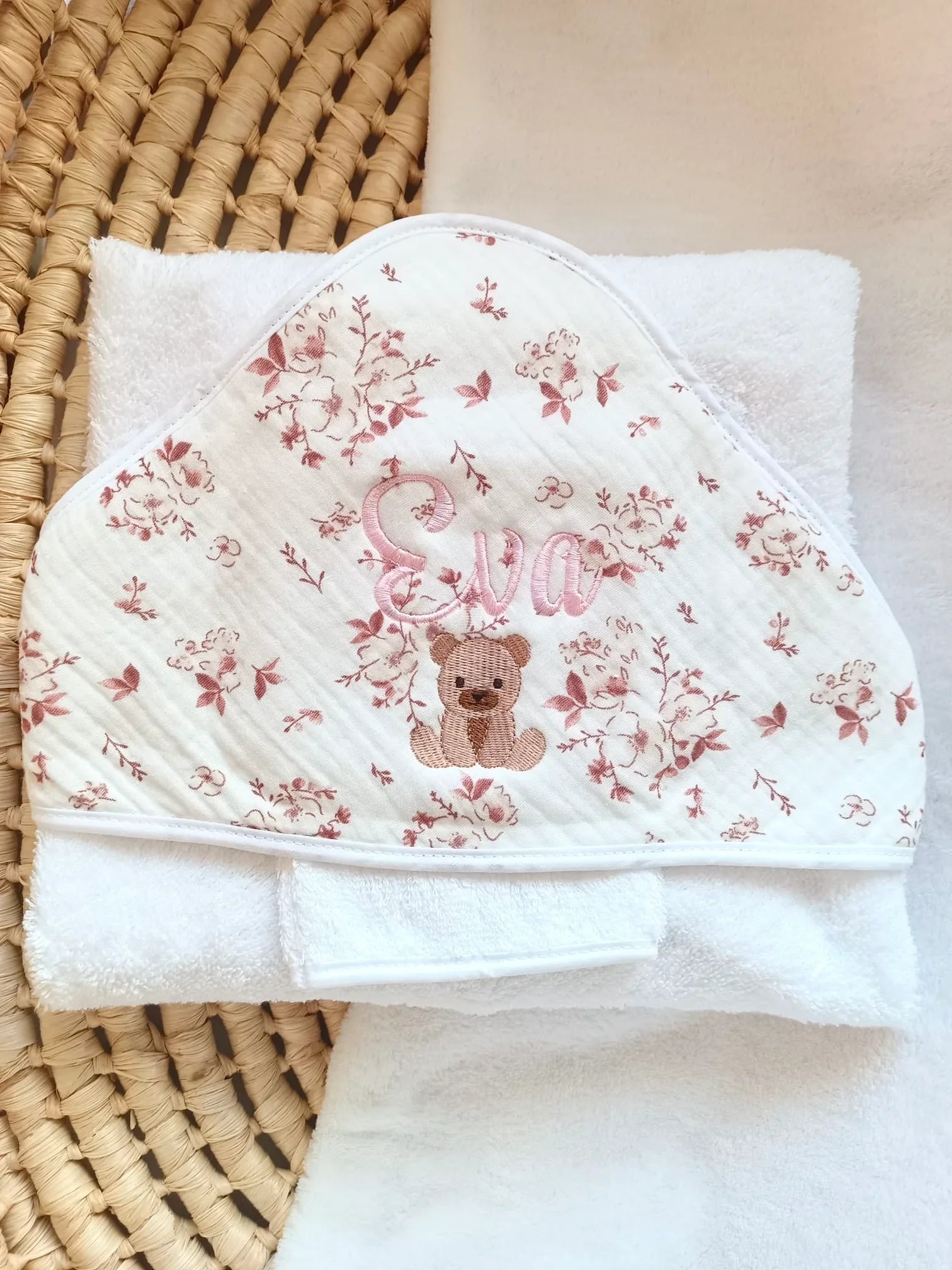 Cape de bain bébé personnalisée – Fleur de coton