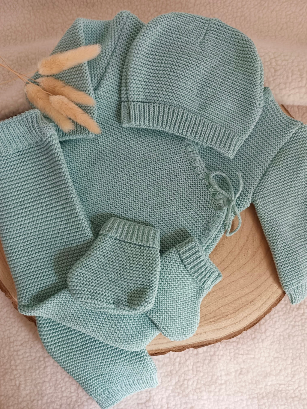 Tenue naissance vert d’eau 0/3 mois - avec Lettre Fleurie à personnaliser + cœurs - personnalisable
