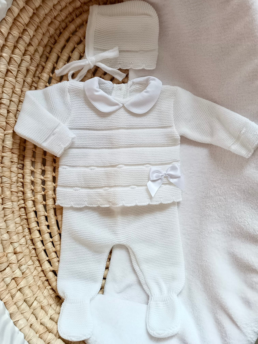 Ensemble complet blanc noeud satiné blanc 0/3 mois