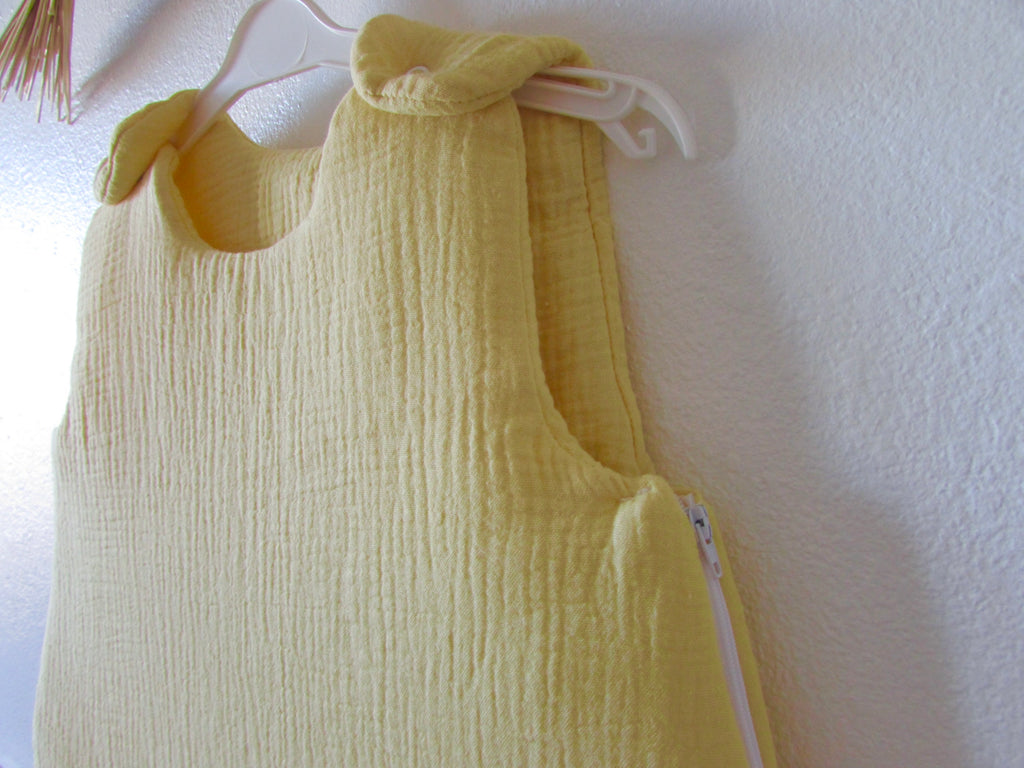 Gigoteuse molletonée en gaze de coton jaune