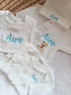 Pyjama naissance personnalisé bébé – 5 pièces en gaze de coton