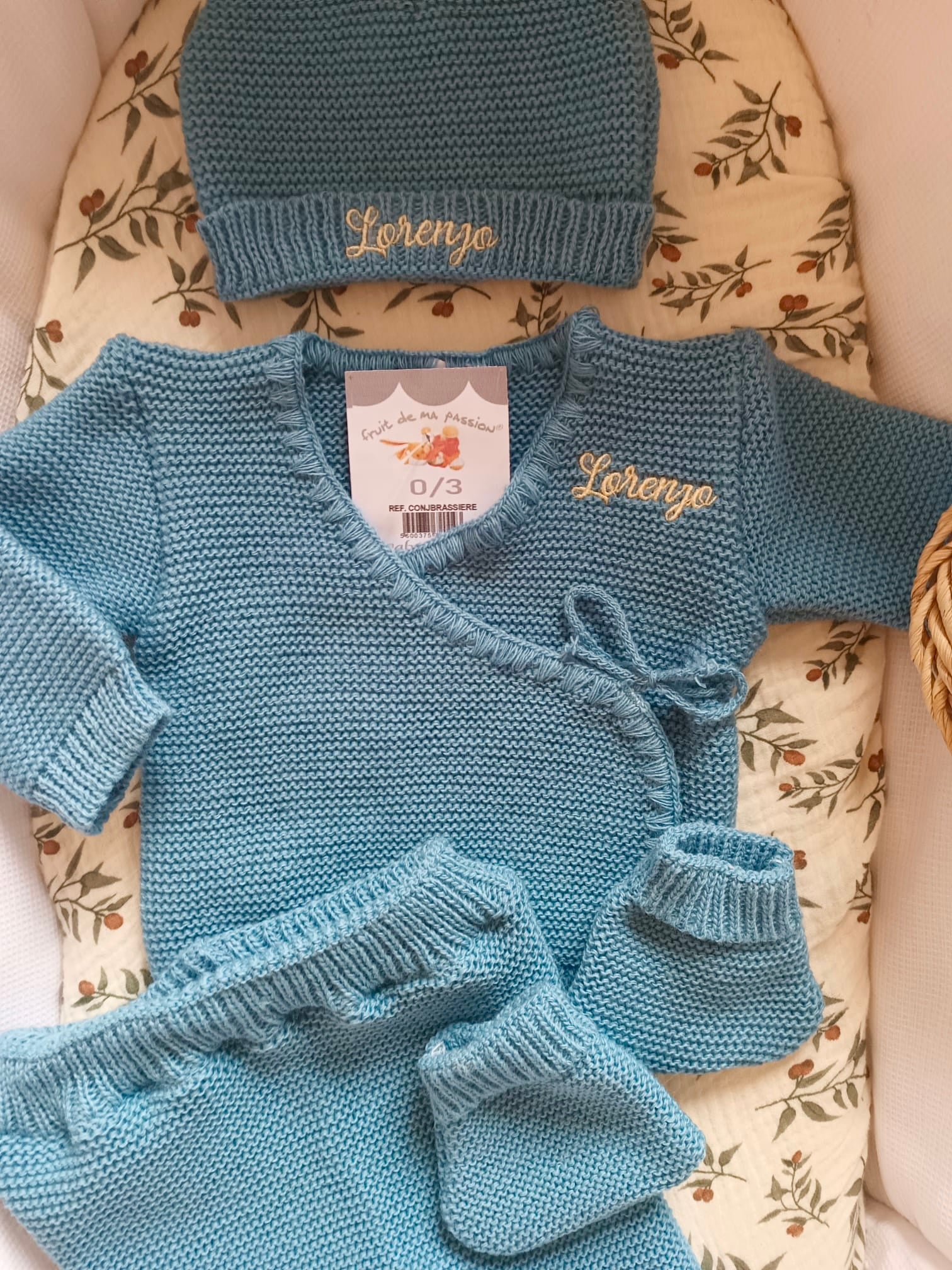 Tenue naissance 0/3 mois en maille bleu - personnalisable