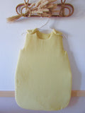 Gigoteuse molletonée en gaze de coton jaune