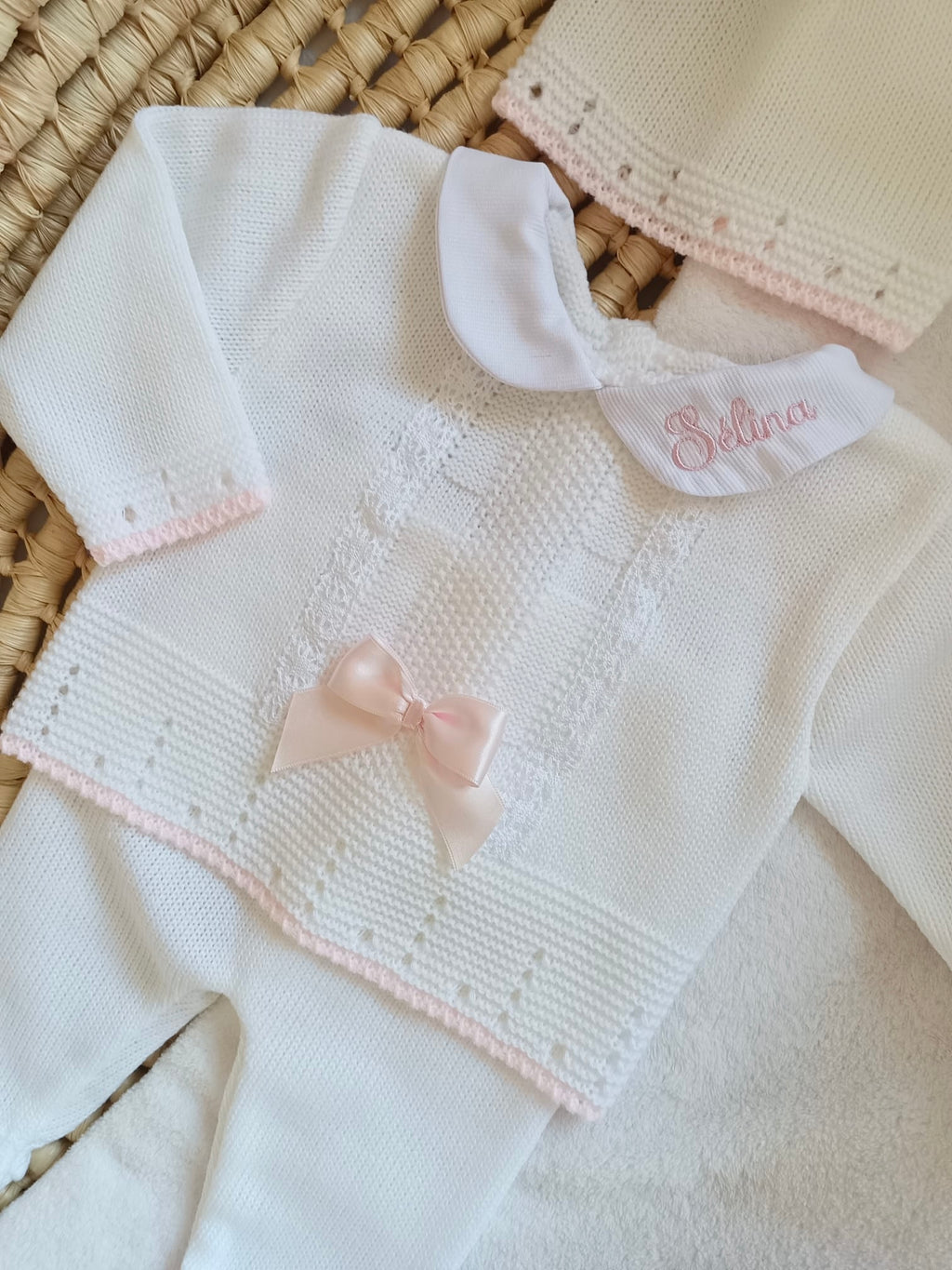 Ensemble naissance en maille personnalisé  – Douceur