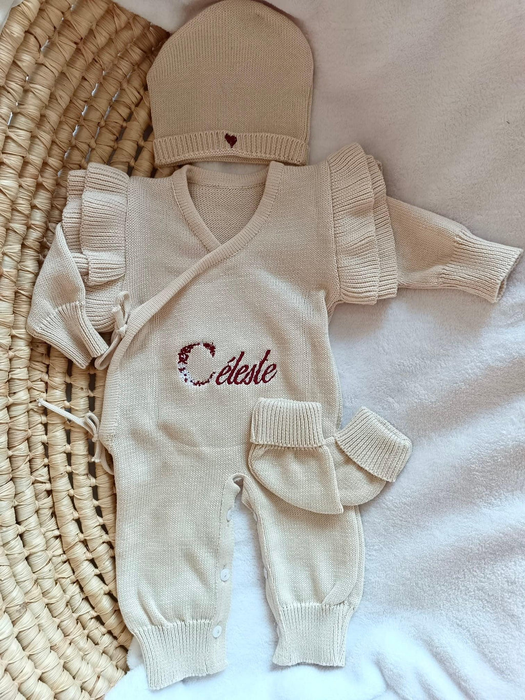 Combinaison naissance personnalisée à volants 100% coton – ensemble 3 pièces