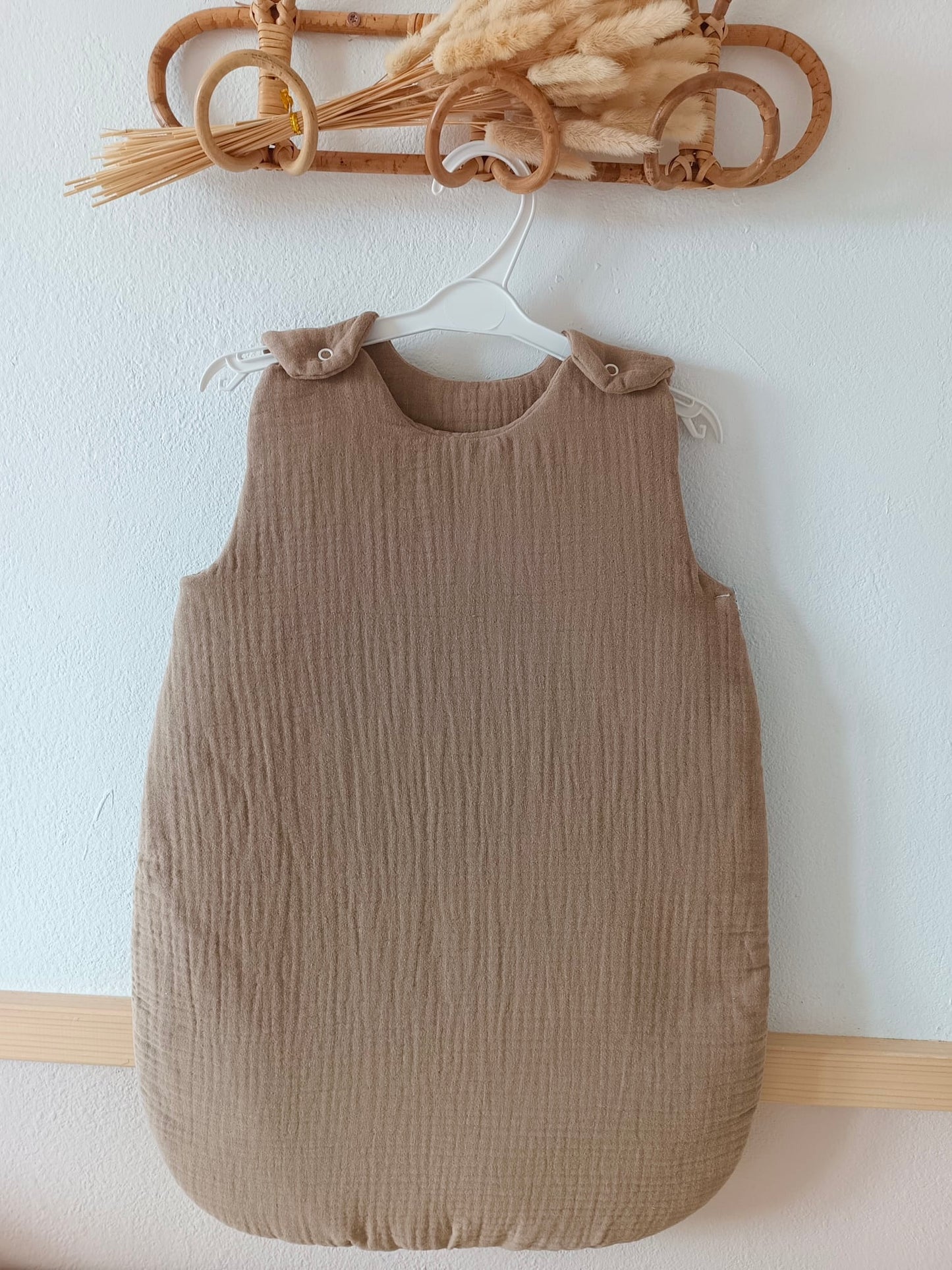 Gigoteuse molletonnée en gaze de coton marron