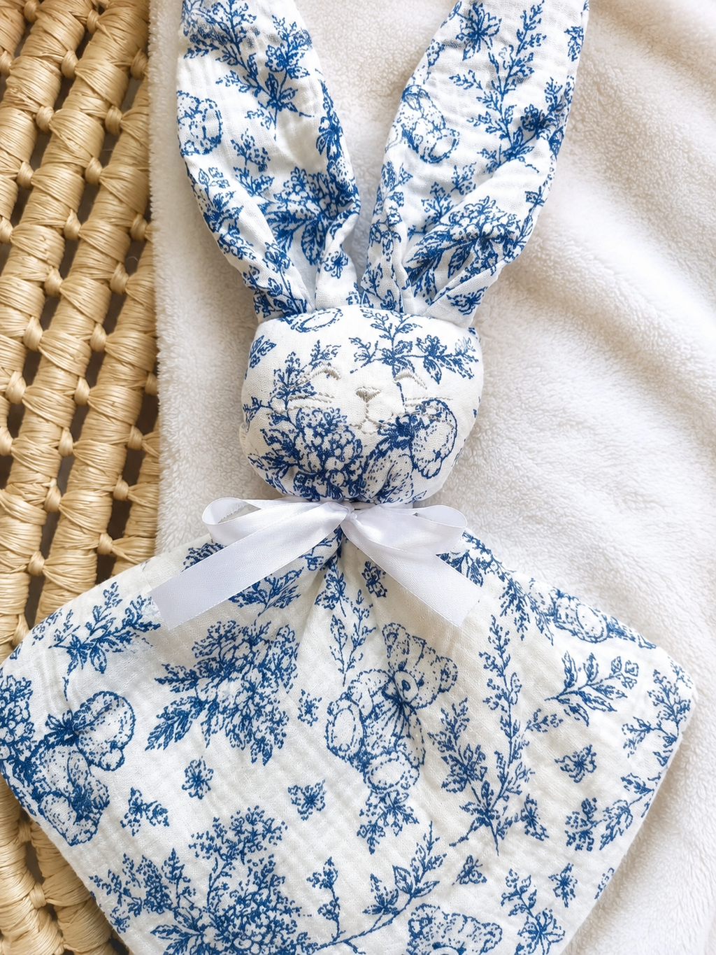 Doudou lapin bébé personnalisé en gaze de coton - Rêve d'Ourson