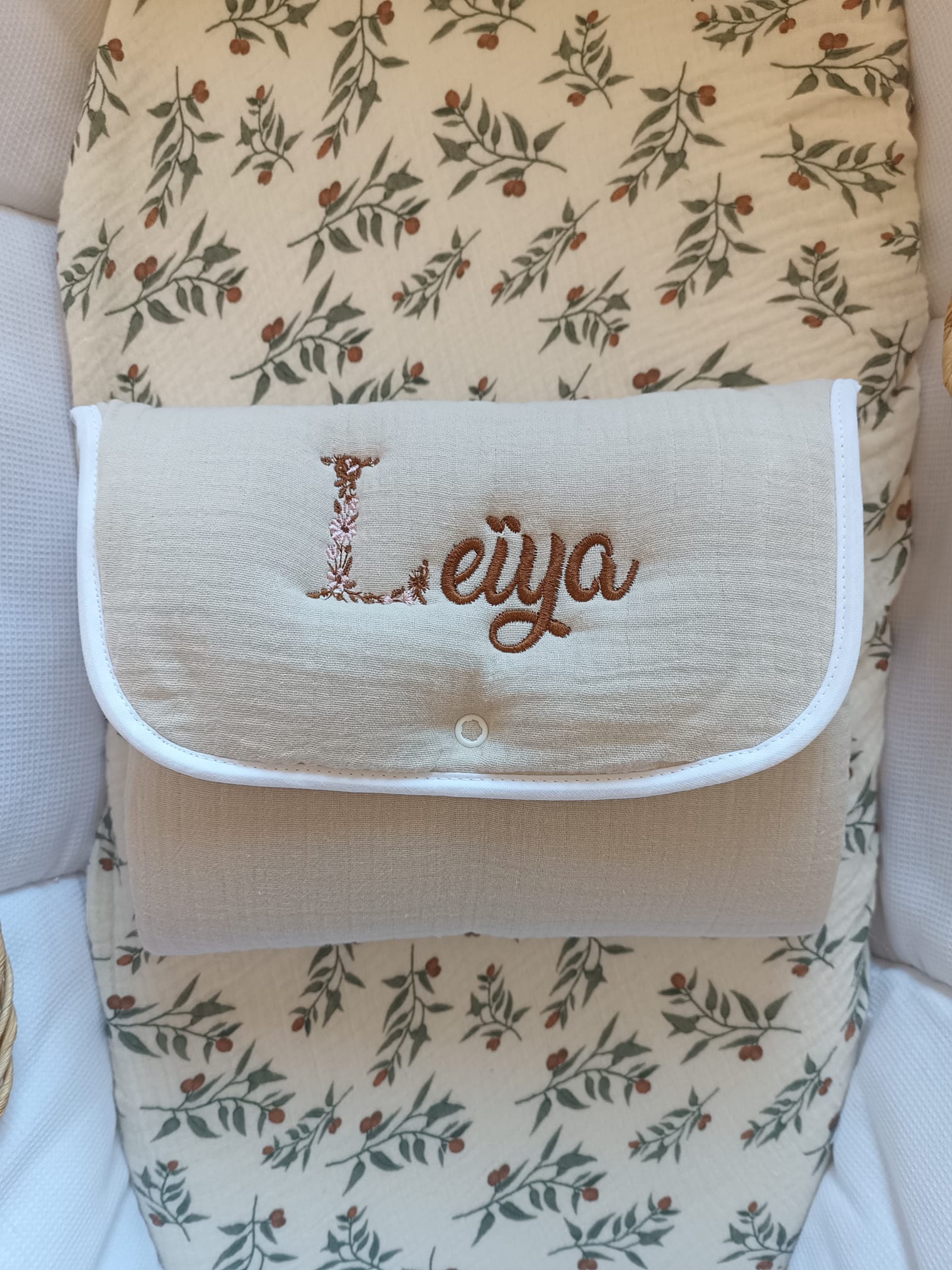 Tapis à langer en gaze de coton beige - personnalisable -