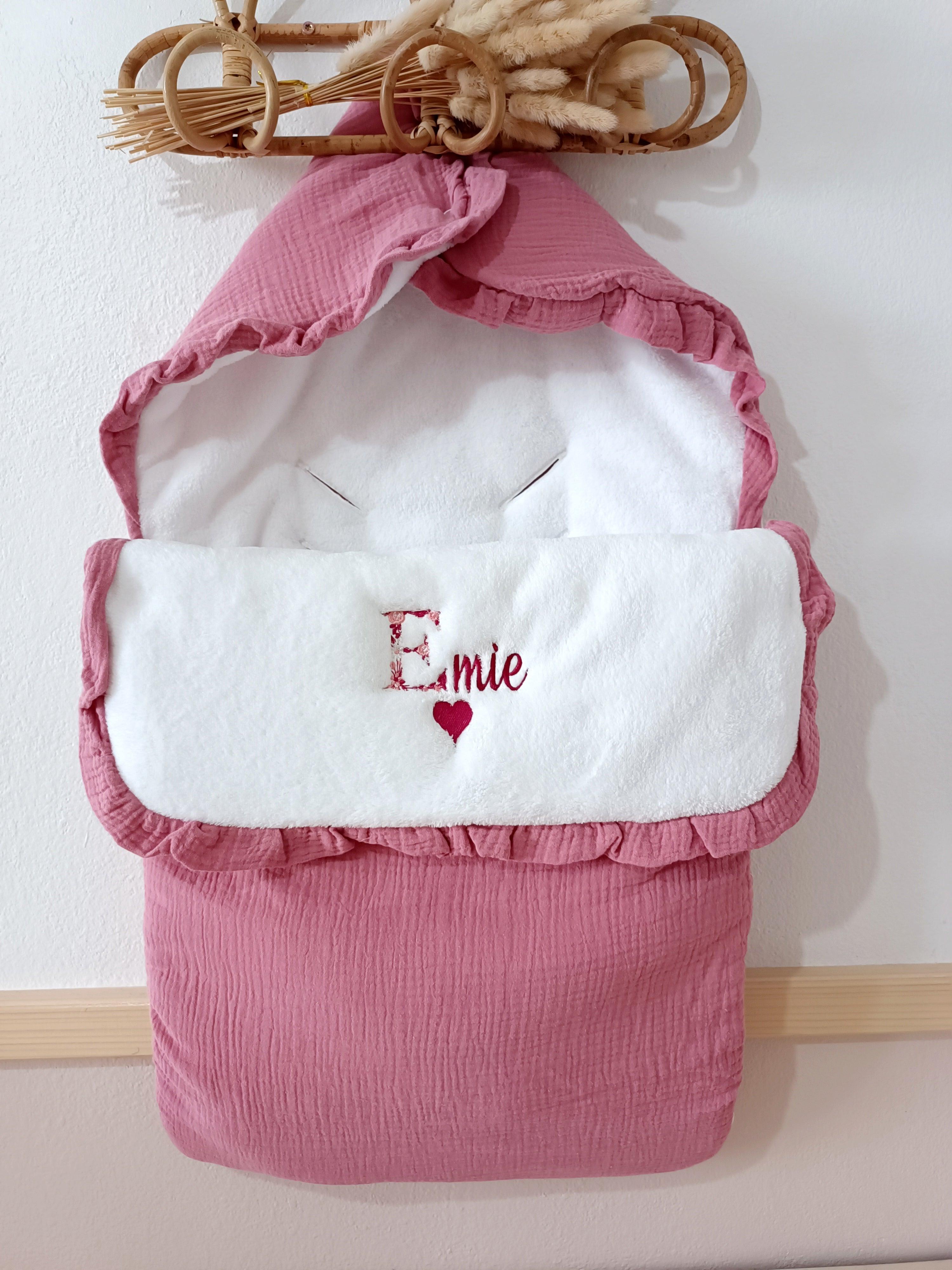 Nid d'ange en gaze de coton et polaire fushia