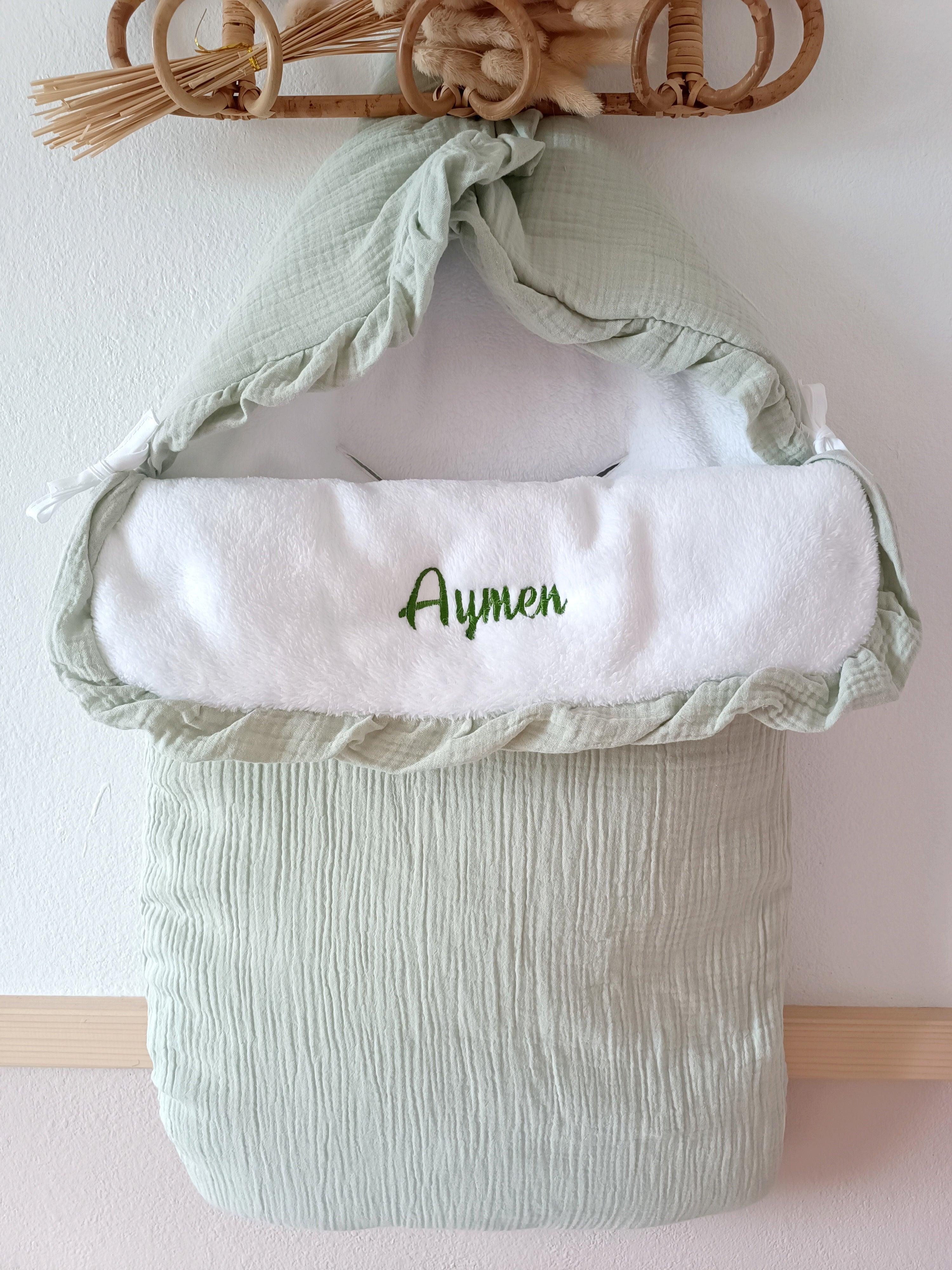 Nid d'ange en gaze de coton et polaire vert sauge