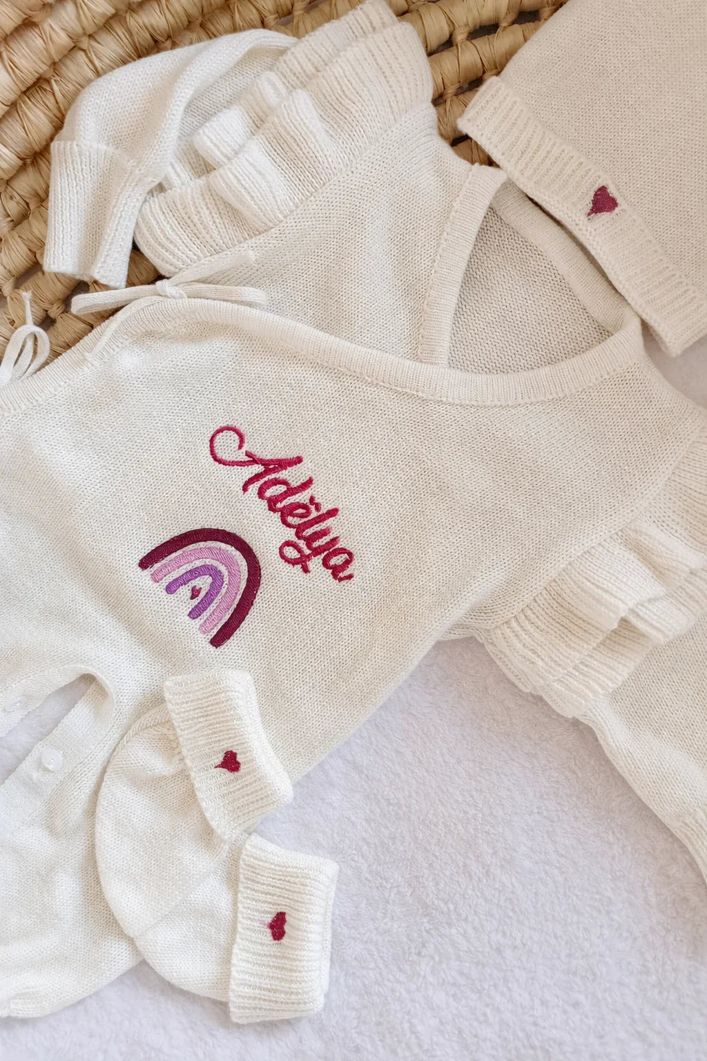 Combinaison naissance personnalisée à volants 100% coton – ensemble 3 pièces