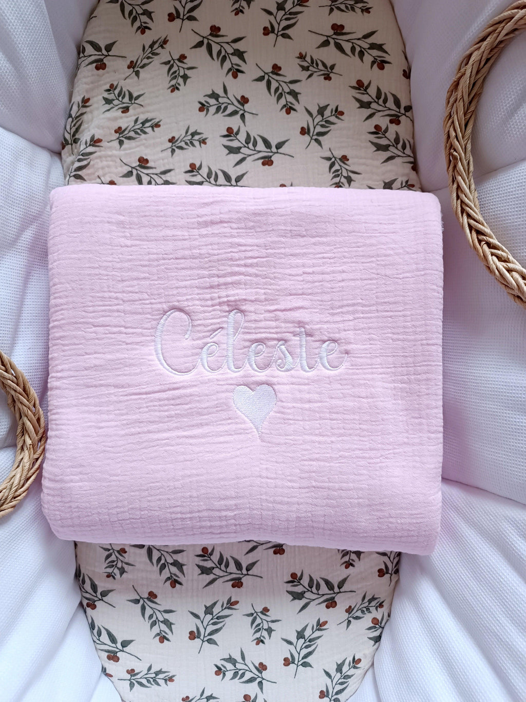Couverture en gaze de coton et polaire rose - personnalisable -