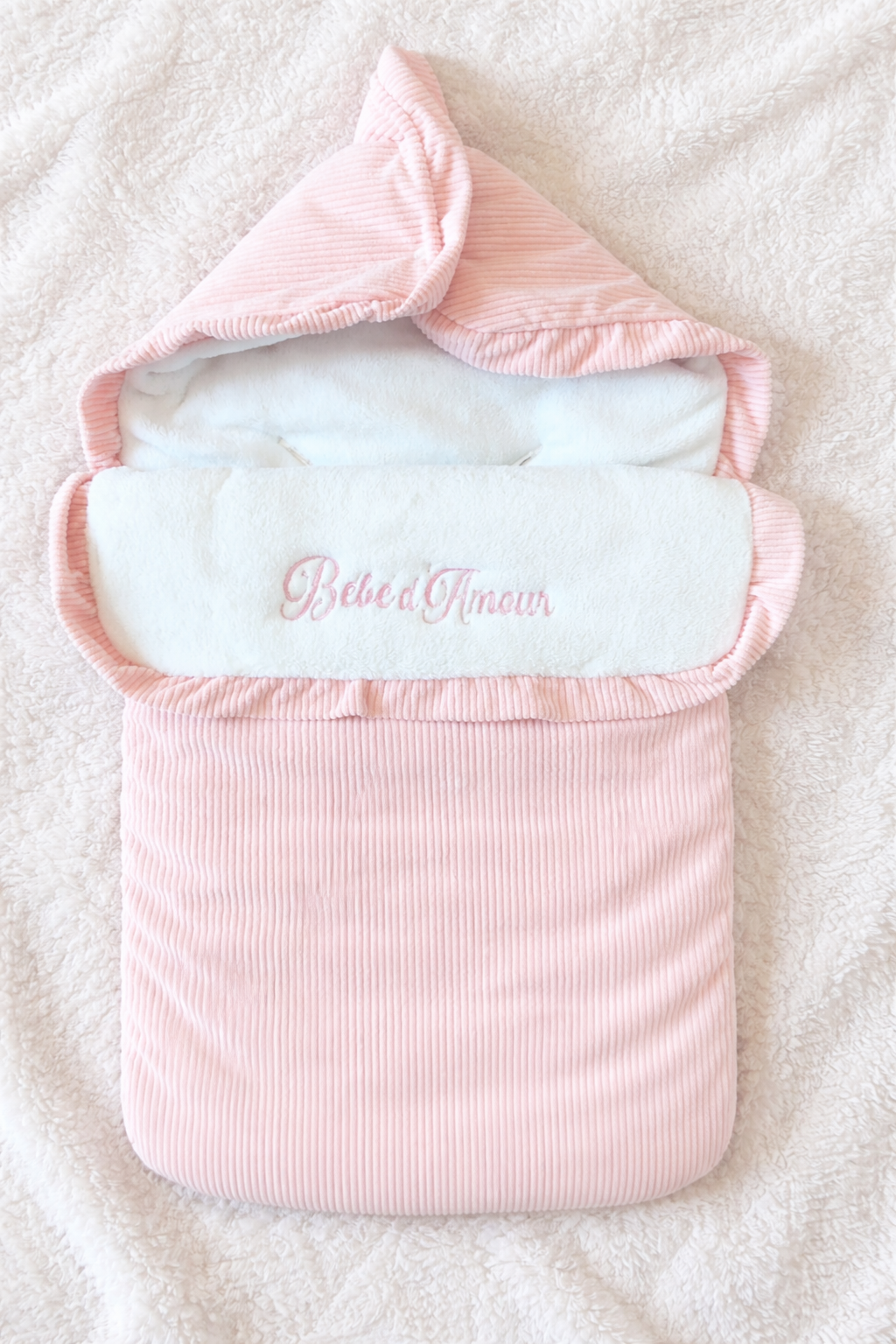 Nid d'ange bébé personnalisé velours