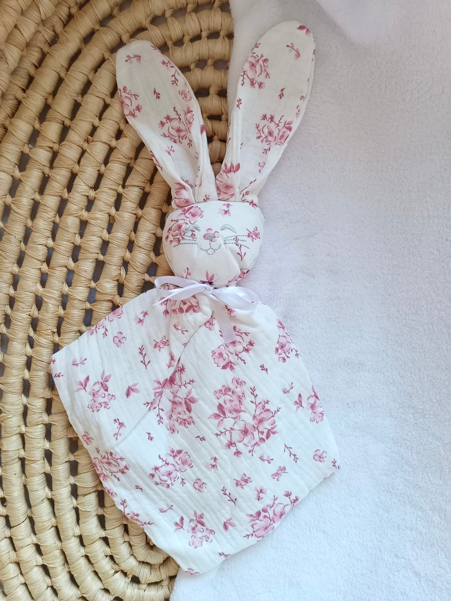 Doudou bébé personnalisé – Fleur de coton