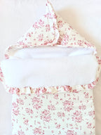 Nid d’ange bébé personnalisé – Fleur de coton