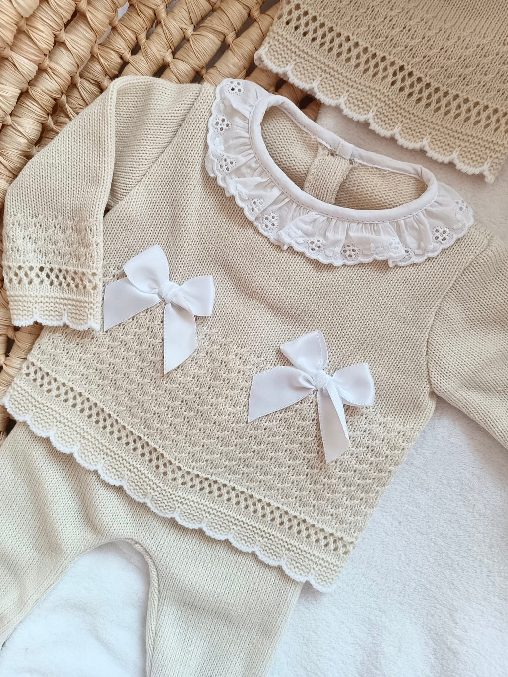 Ensemble naissance en maille personnalisé - Douce Romance