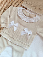 Ensemble naissance en maille personnalisé - Douce Romance